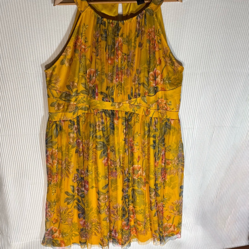 Candalite Women’s Plus Size 3X Yellow Floral Mesh Halter Dress.  Wedding ready.